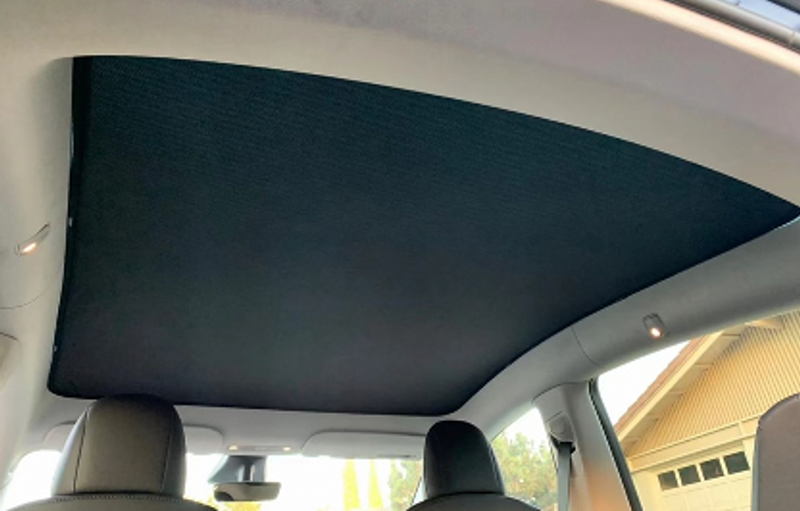 Solskjerm til takvindu Tesla Model Y