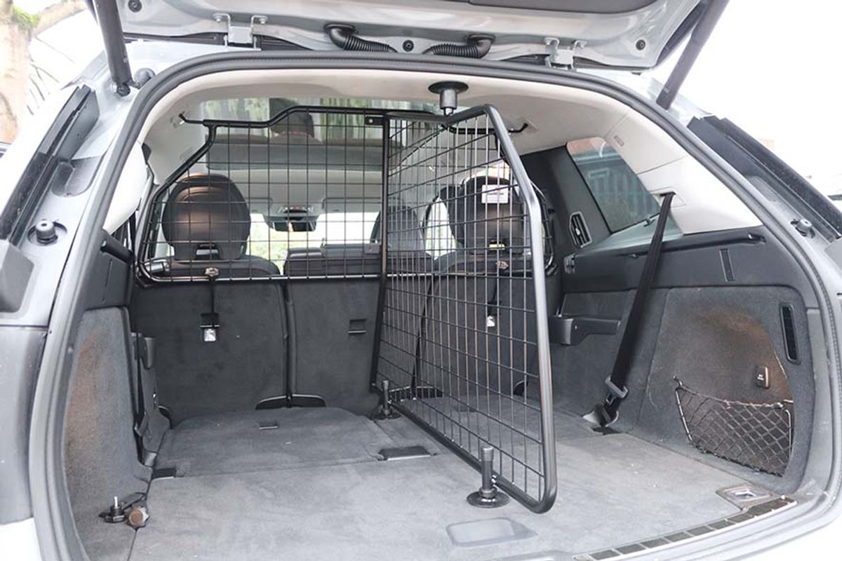 Dog guard and divider Volvo EX90