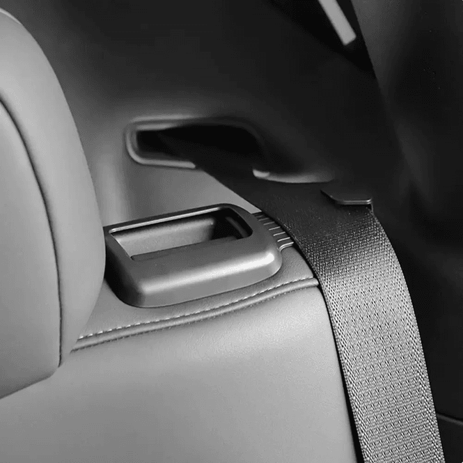 Main Image Seat belt guide - Tesla Model Y