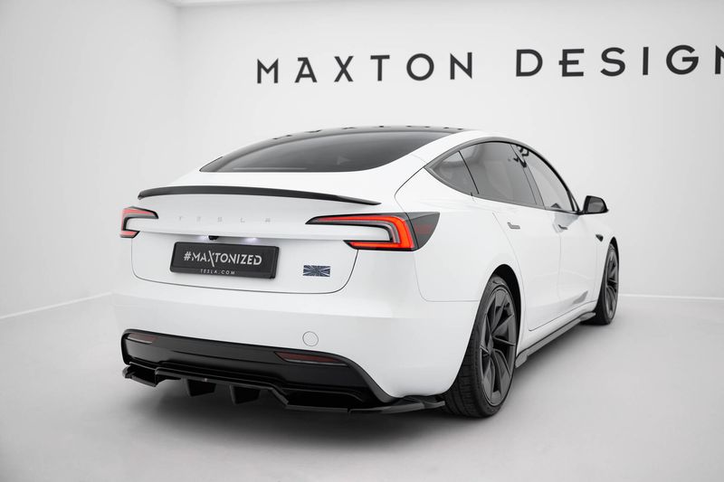 Rear Diffusor/splitter V.2 Tesla Model 3 Performance Maxton Desi