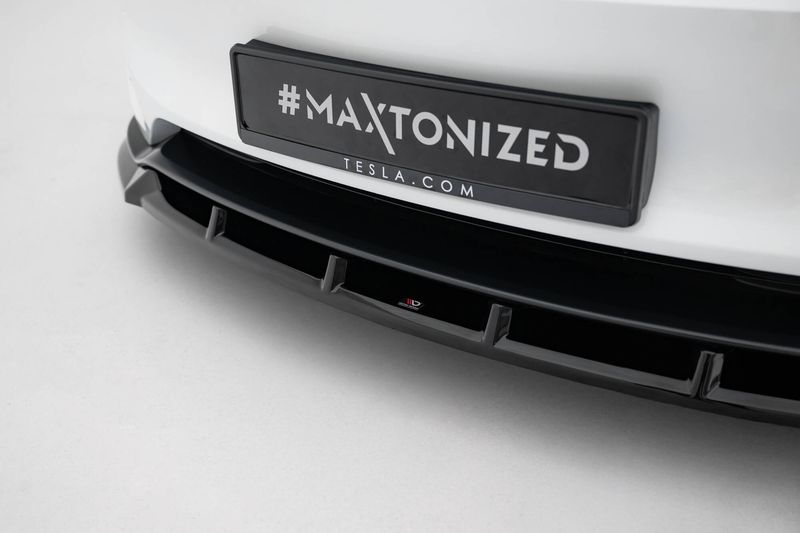 Front splitter V.2 Tesla Model 3 Performance Maxton Design