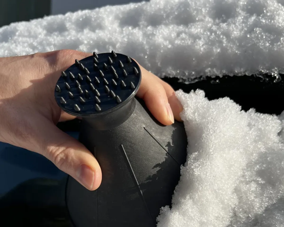 Foliatec Ice Scrape and Funnel