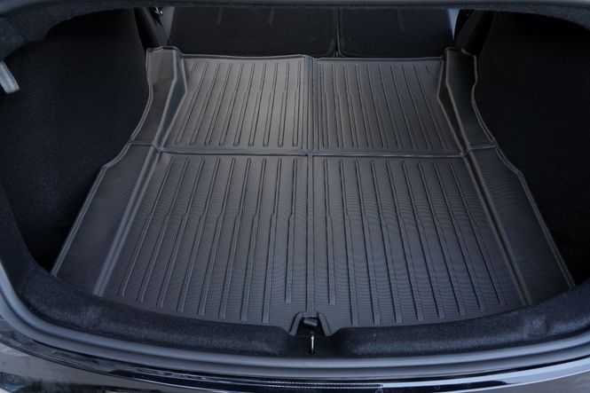 Main Image TPE trunk mat Tesla Model 3 Highland